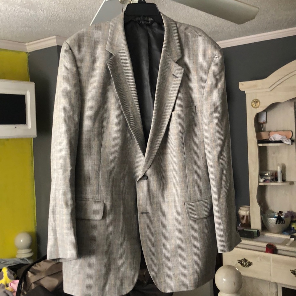 Men’s Suit Coat